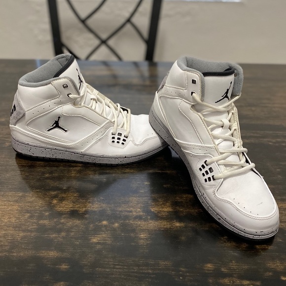 air jordan flight 23 white